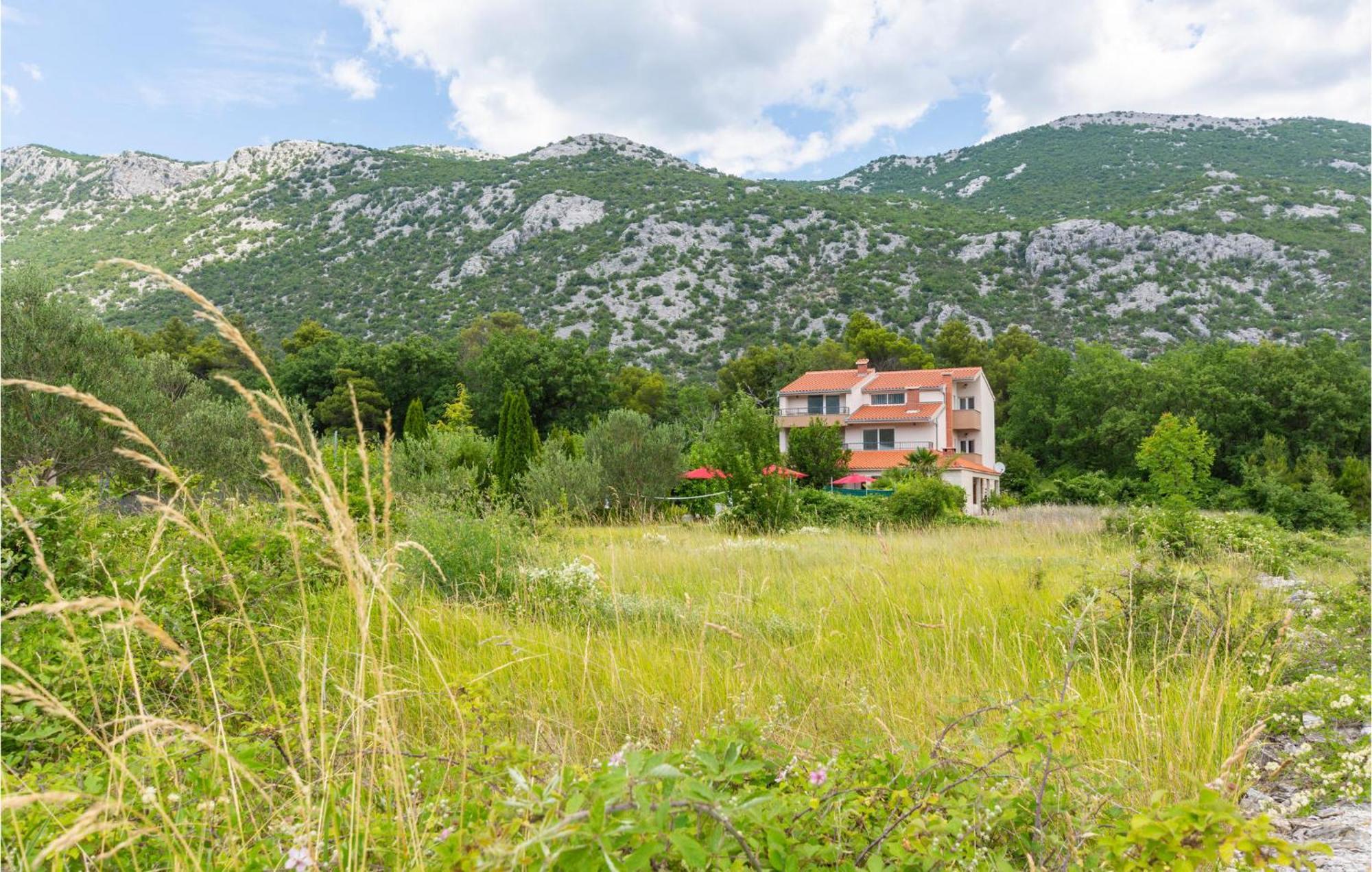 Nice Apartment In Ostrvica With Kitchen المظهر الخارجي الصورة